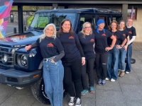 Everyones Everest Crew (Robert Weideman)